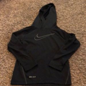 Nike, light weight pullover with good